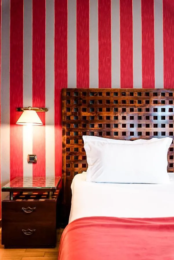 Hotel Panthéon 4*