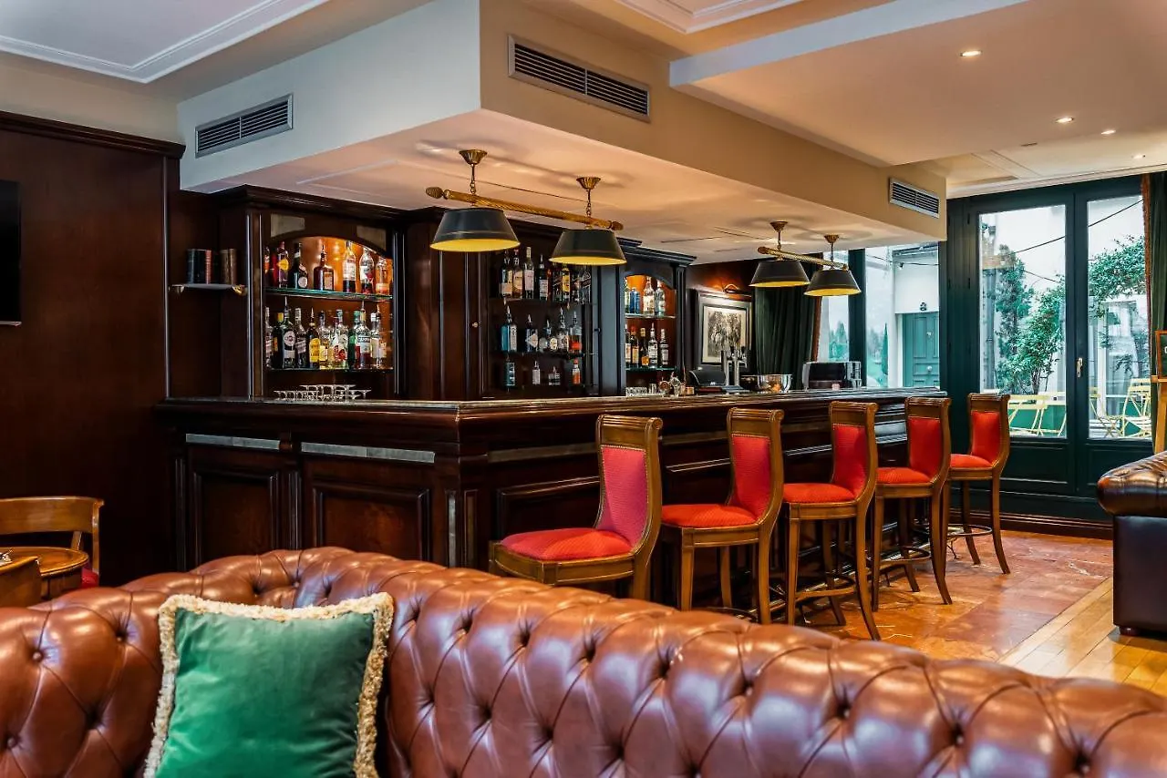 Hotel Panthéon 4*
