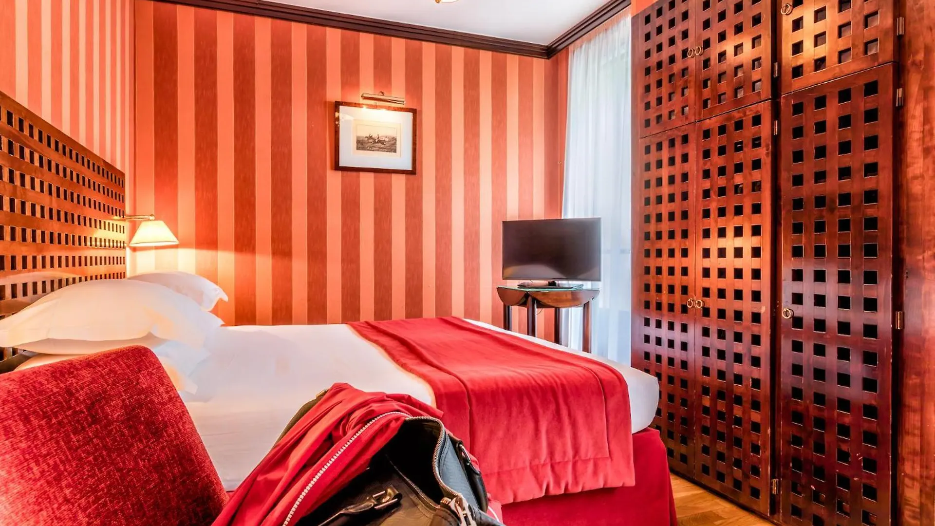 Hotel Panthéon 4*